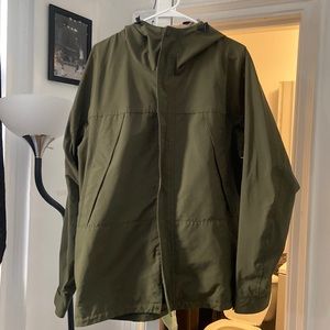 Mens Uniqlo Rainjacket